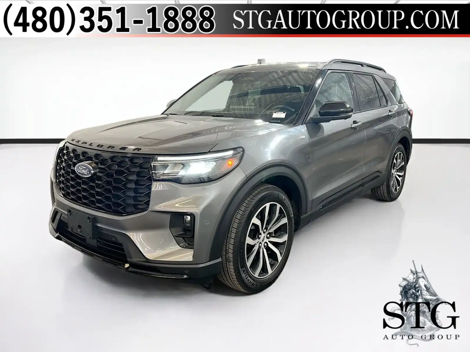 2025 Ford Explorer ST-LINE RWD (PL535)'s photo