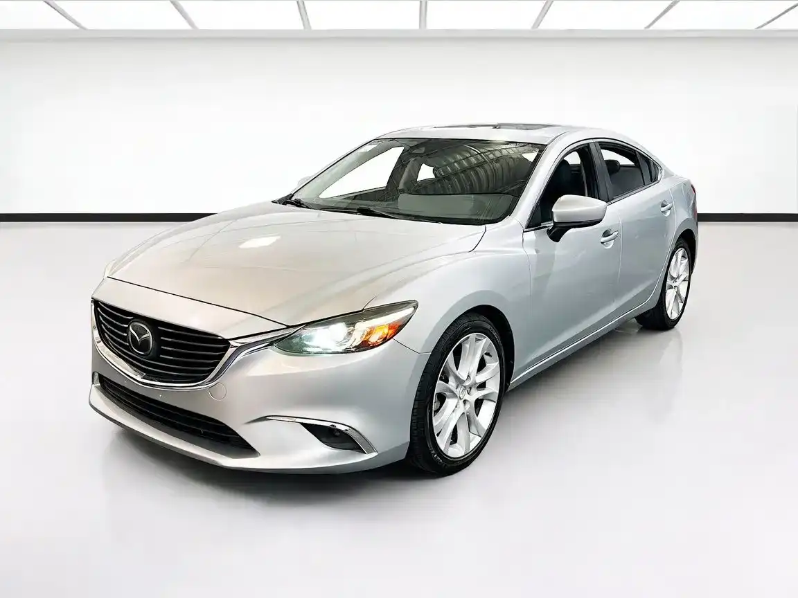 2017 Mazda EZ-6 i Grand Touring Auto's photo