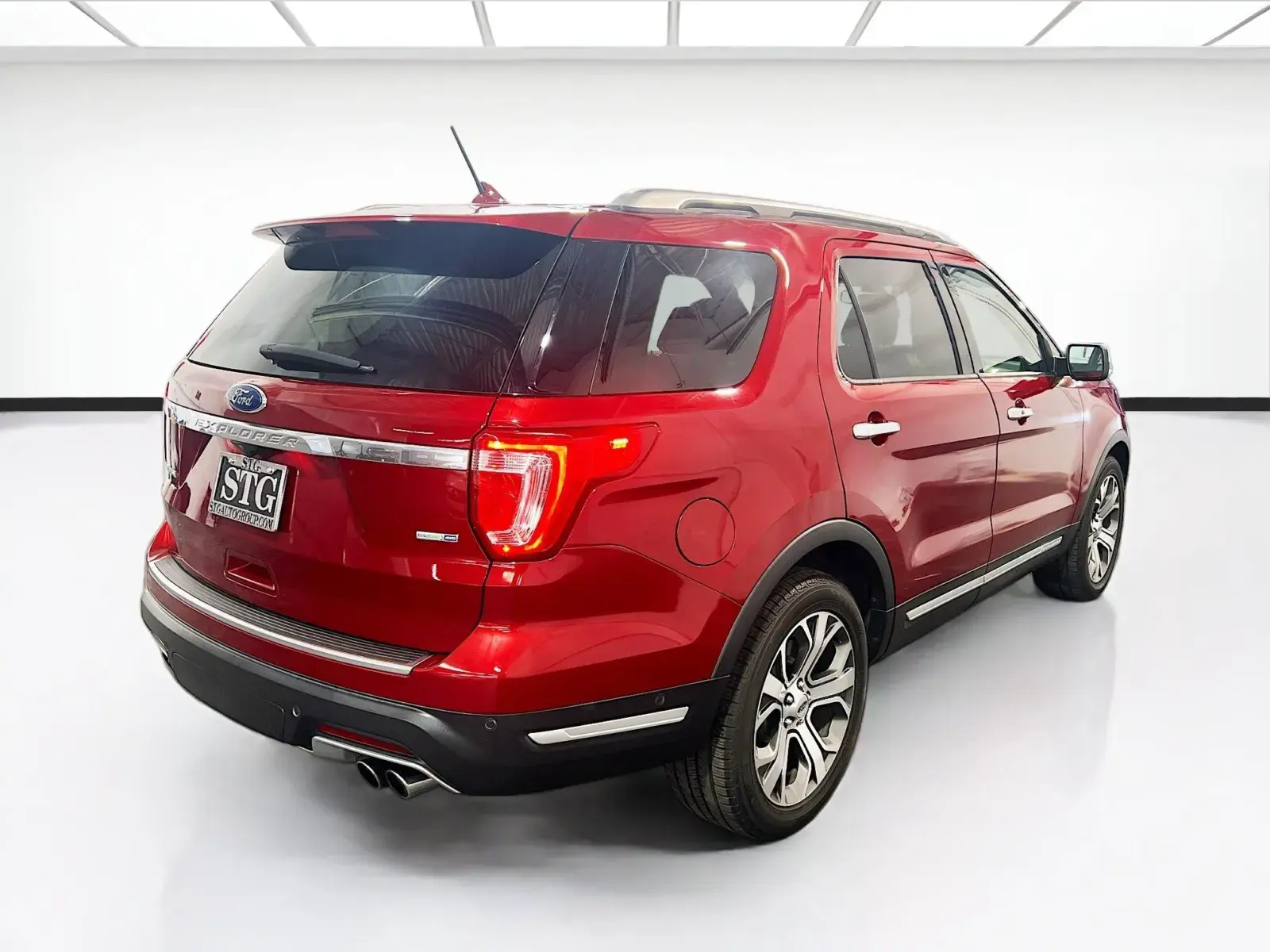 2018 Ford Explorer Platinum 4WD photo 4