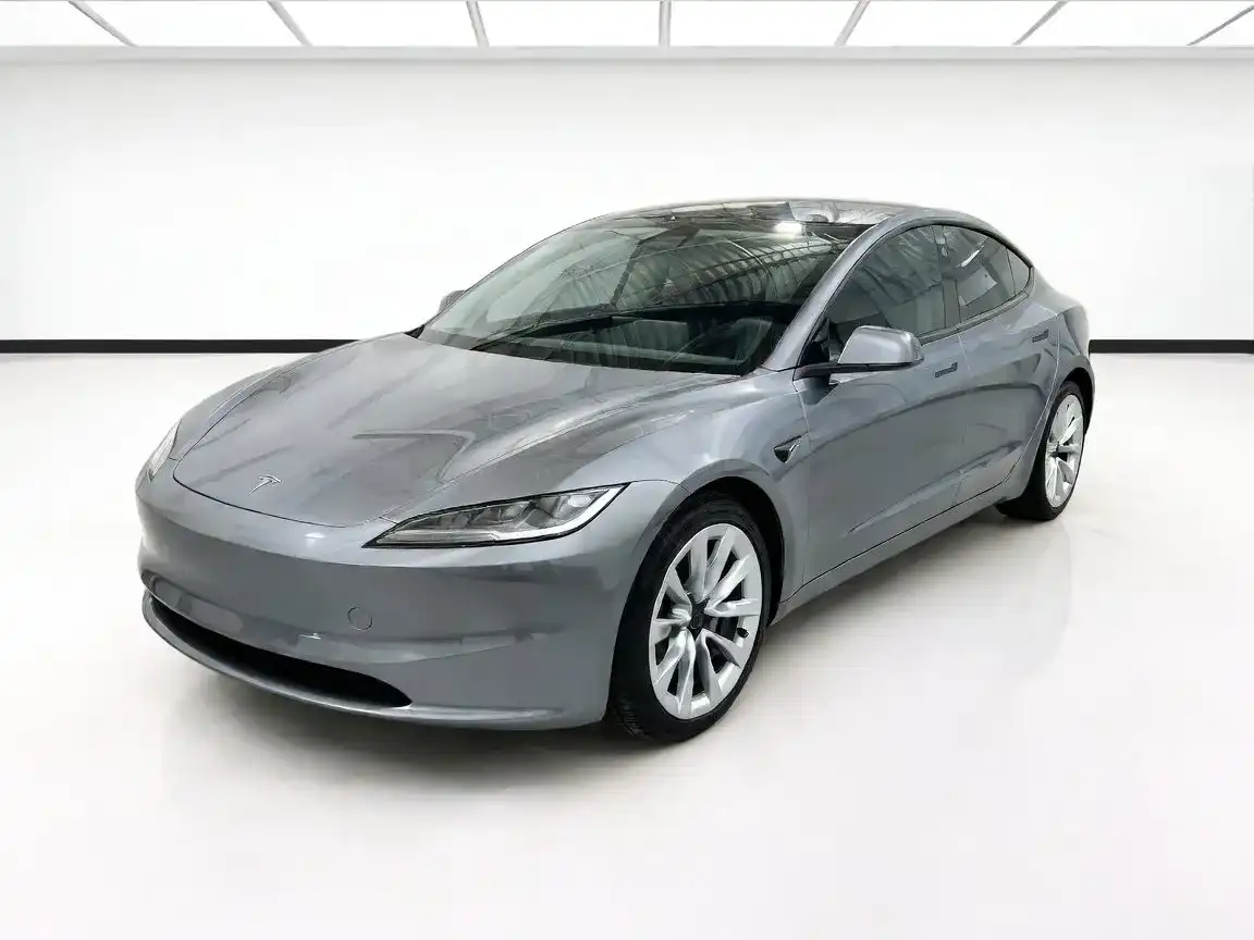 2025 Tesla Model 3 Long Range AWD's photo