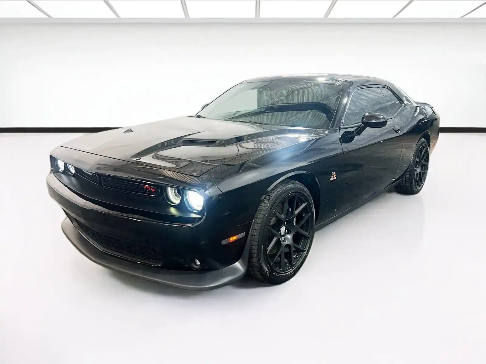 2015 Dodge Challenger Scat Pack's photo