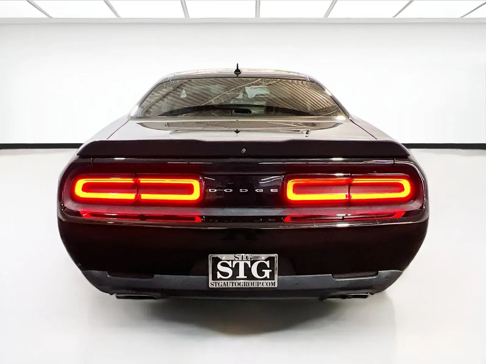 2015 Dodge Challenger Scat Pack photo 5