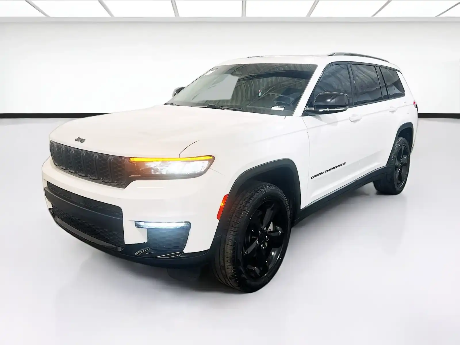 2022 Jeep Grand Cherokee L Limited 4x4's photo