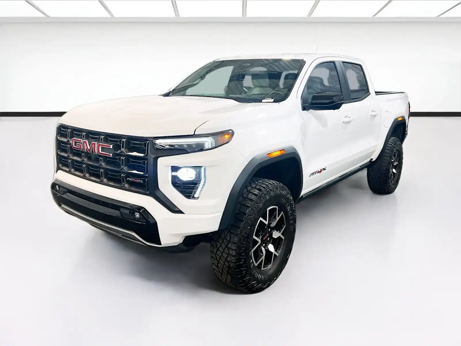 2024 GMC Canyon 4WD AT4X Crew Cab Short Box's photo