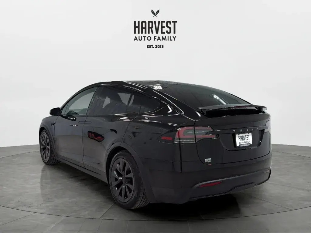 2024 Tesla Model X Long Range photo 4