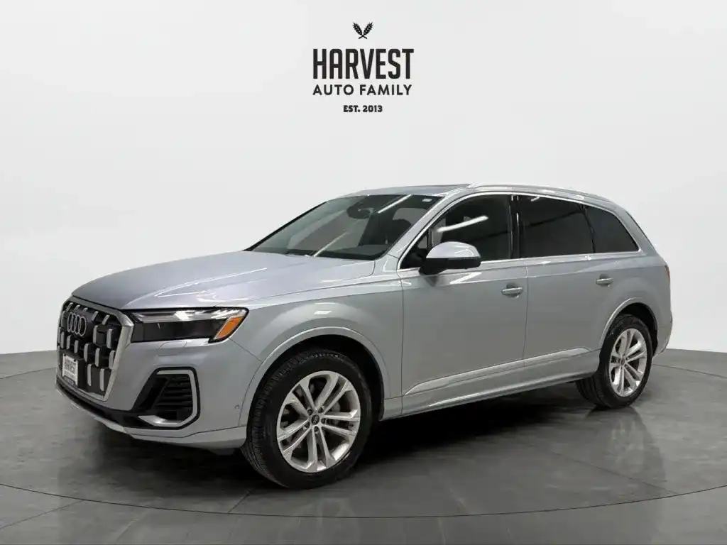 2025 Audi Q7 55 Premium Plus quattro Tiptronic's photo