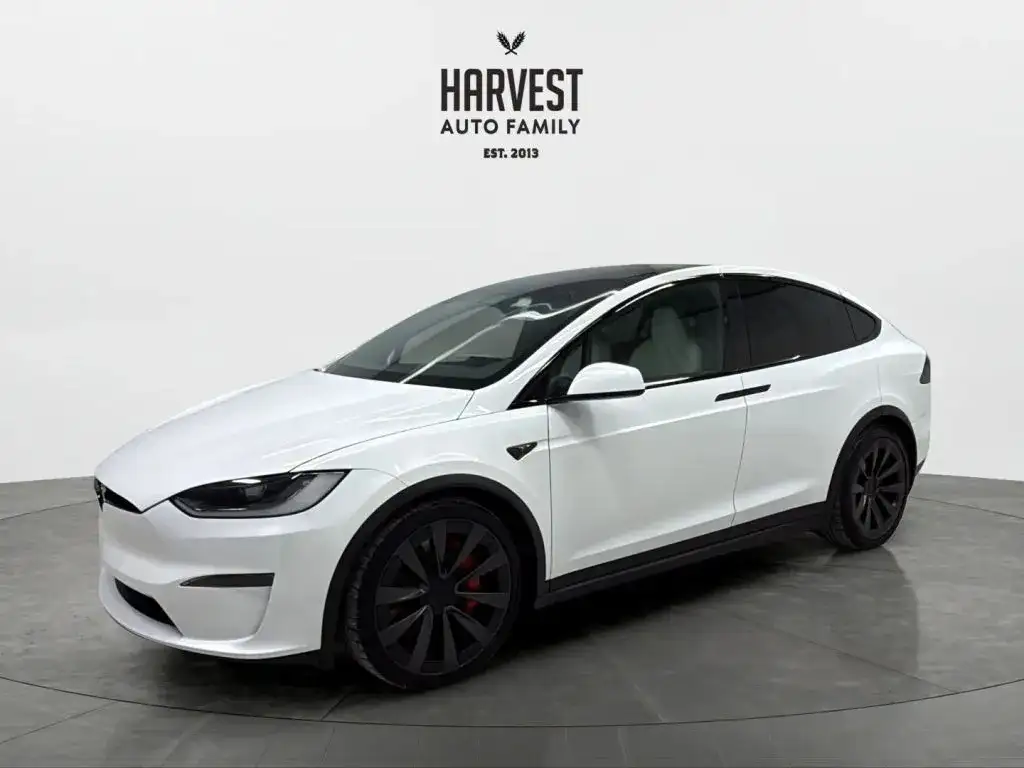 2023 Tesla Model X Plaid's photo
