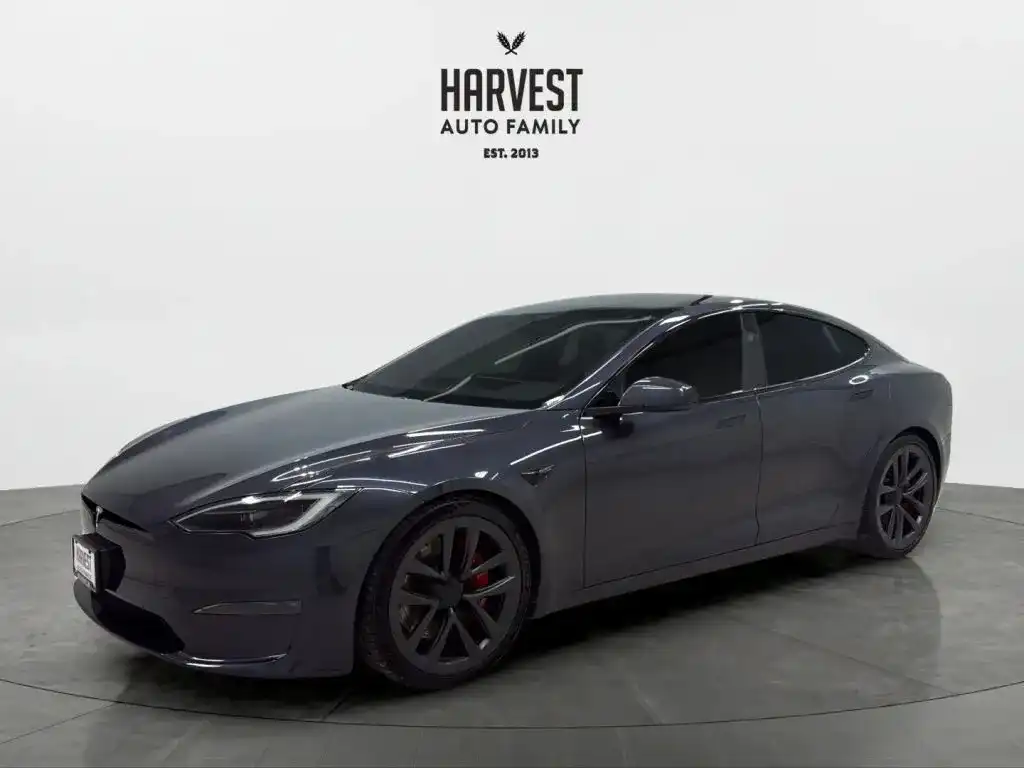 2023 Tesla Model S Plaid's photo