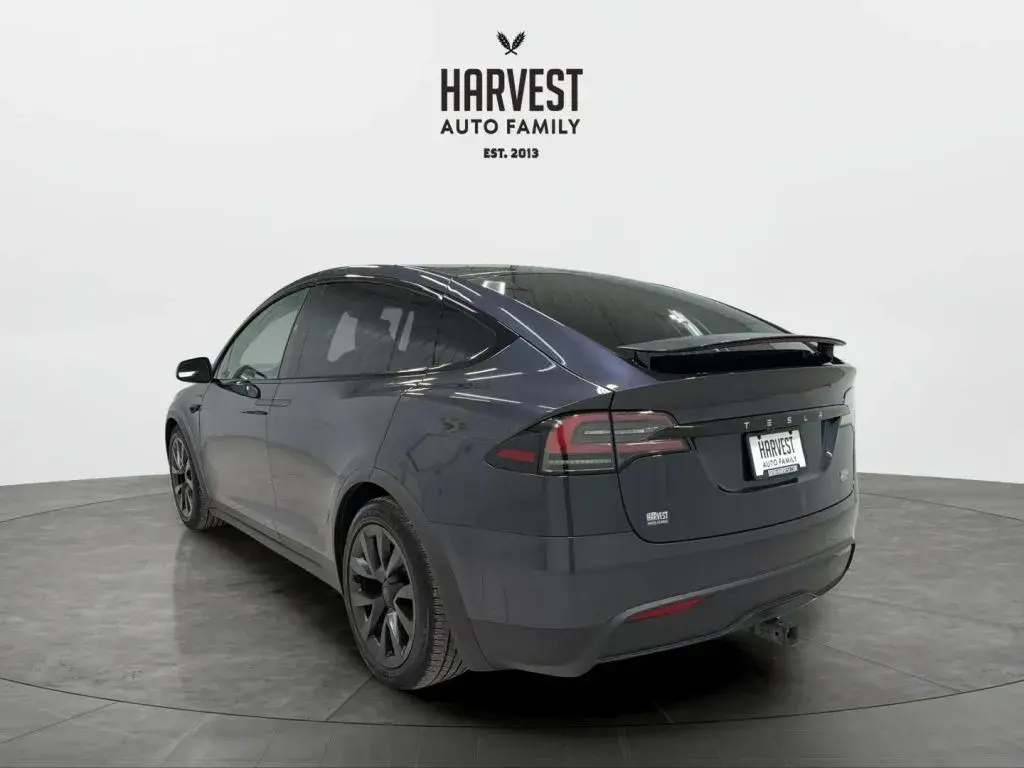 2023 Tesla Model X Plaid photo 4