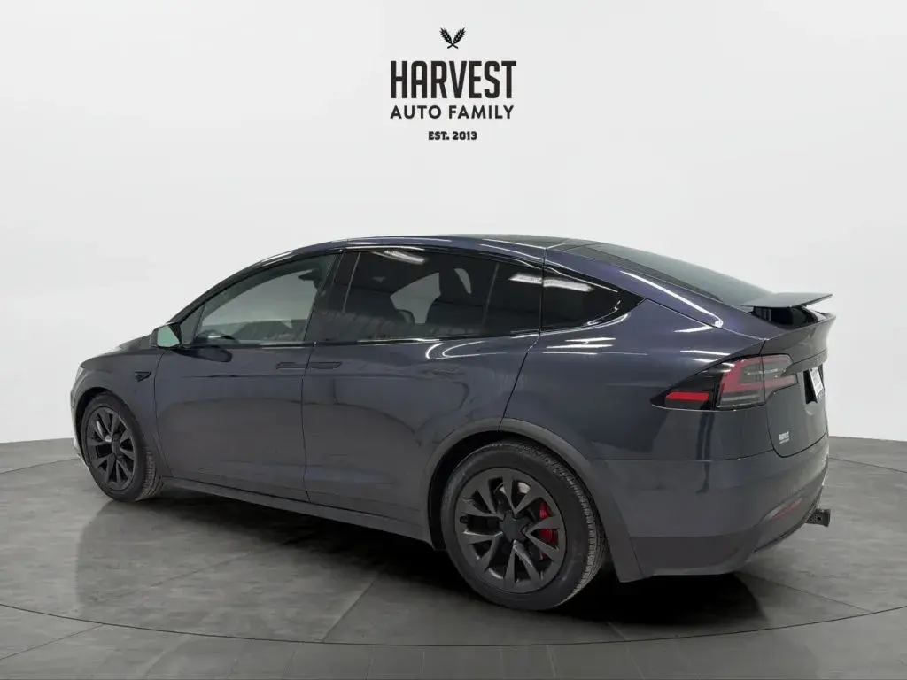2023 Tesla Model X Plaid photo 3