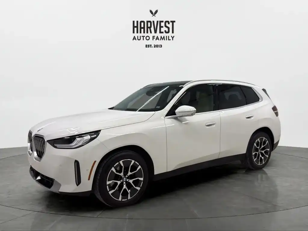 2026 BMW X3 30 XDRIVE's photo