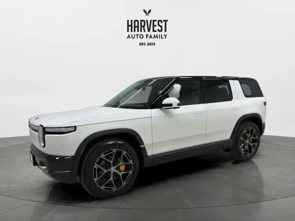2027 Rivian R2 R2 Performance's photo
