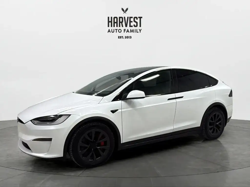 2023 Tesla Model X Plaid's photo