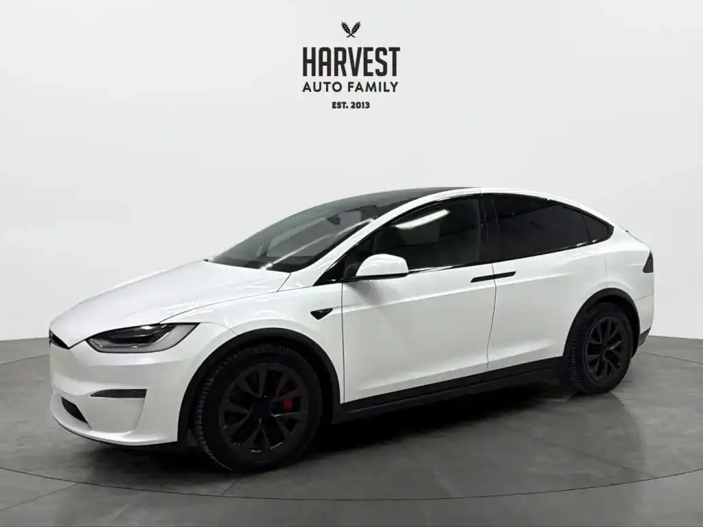2023 Tesla Model X Plaid's photo