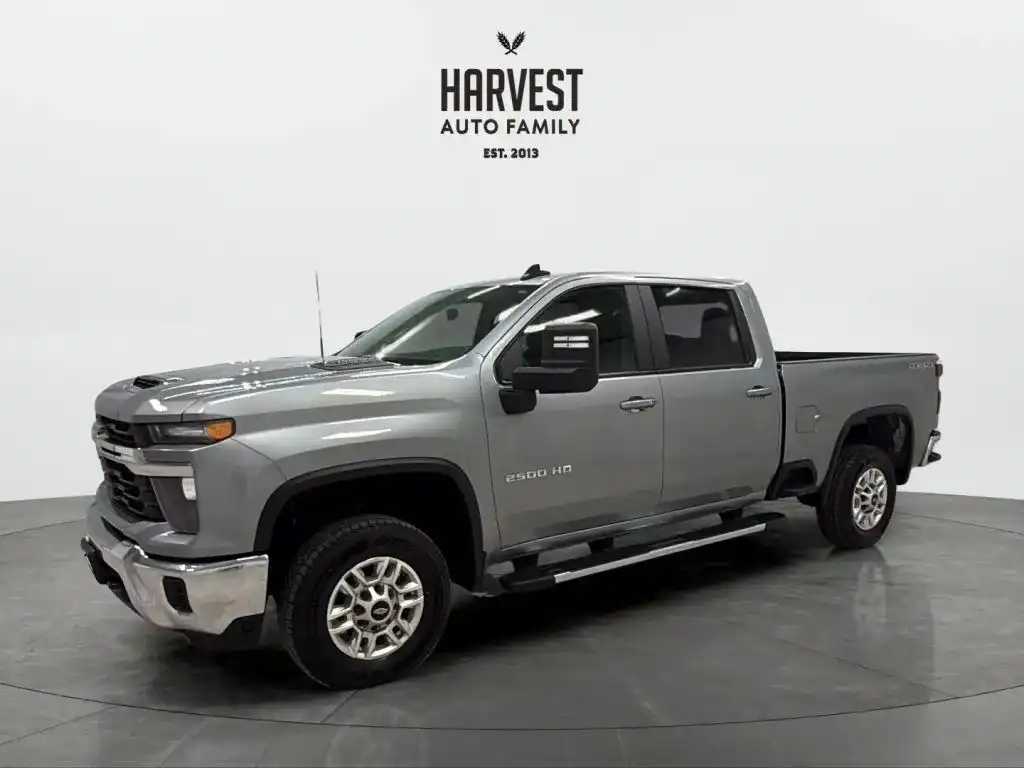 2026 Chevrolet Silverado HD LT 4WD Crew Cab Standard Box's photo
