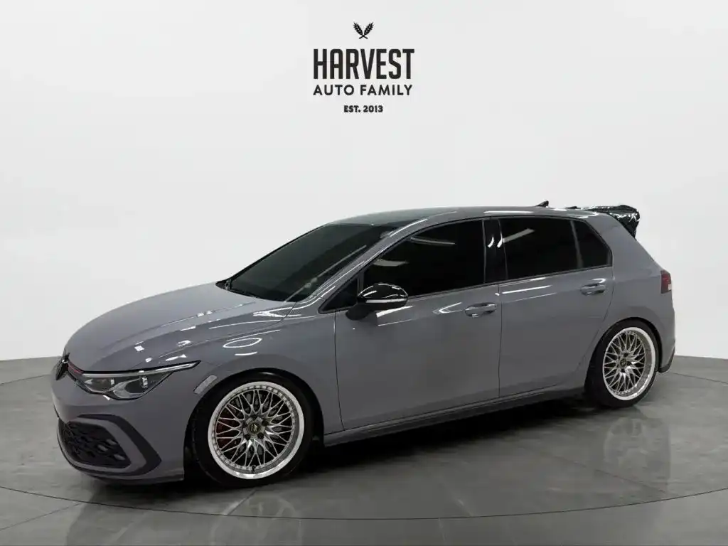 2024 Volkswagen Golf GTI 2.0T S 4-door's photo