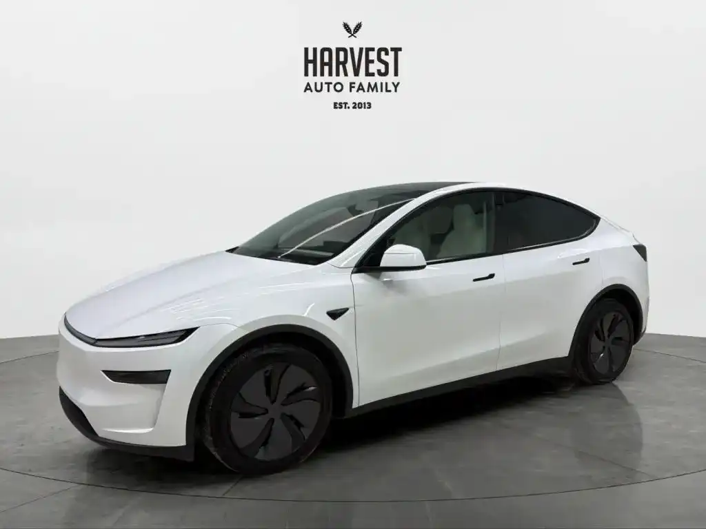 2026 Tesla Model Y Long Range Dual Motor All-Wheel Drive's photo