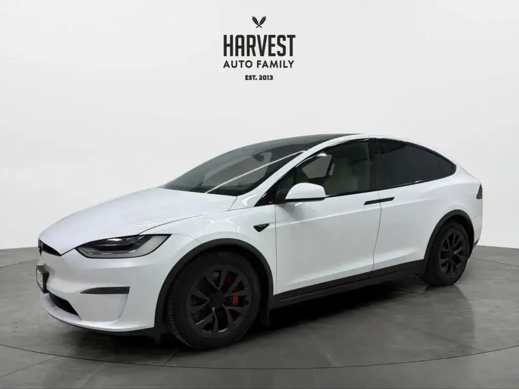 2023 Tesla Model X Plaid's photo