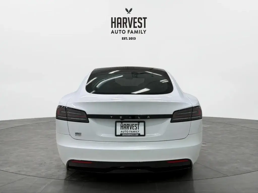 2023 Tesla Model S Base photo 5