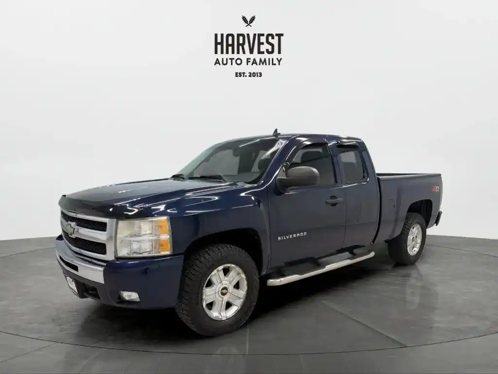 2011 Chevrolet Silverado 1500 LT 4WD Extended Cab MWB's photo