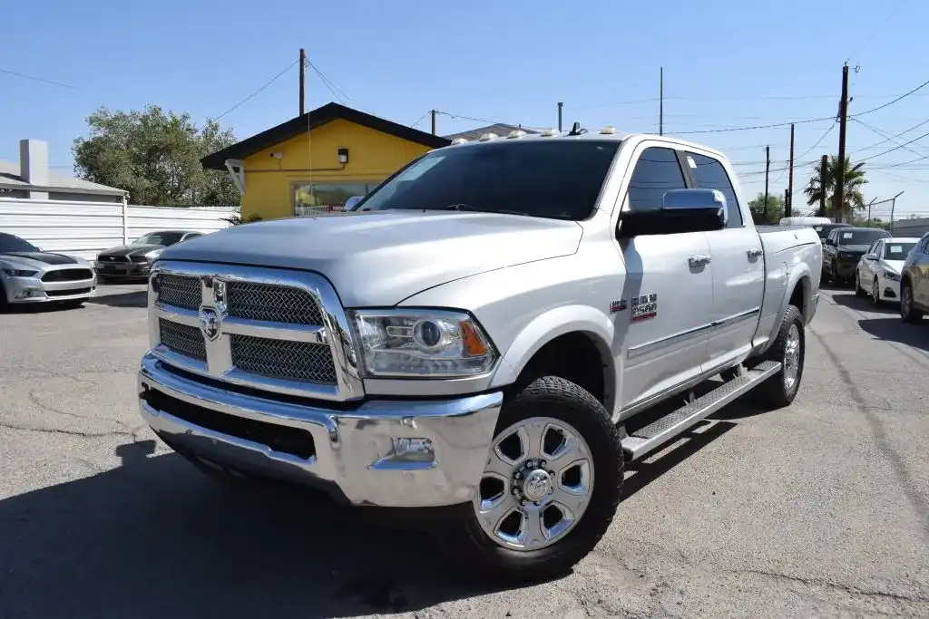 2015 RAM 2500 Limited 4X4 Crew Cab SWB's photo