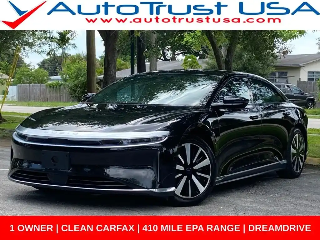 2023 Lucid Air Pure's photo