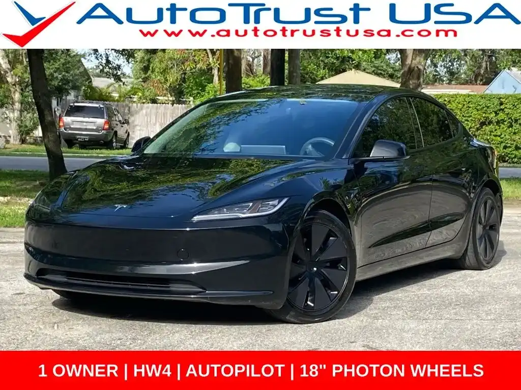 2024 Tesla Model 3 Base's photo