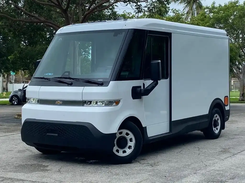 2025 Chevrolet BrightDrop AWD 400's photo