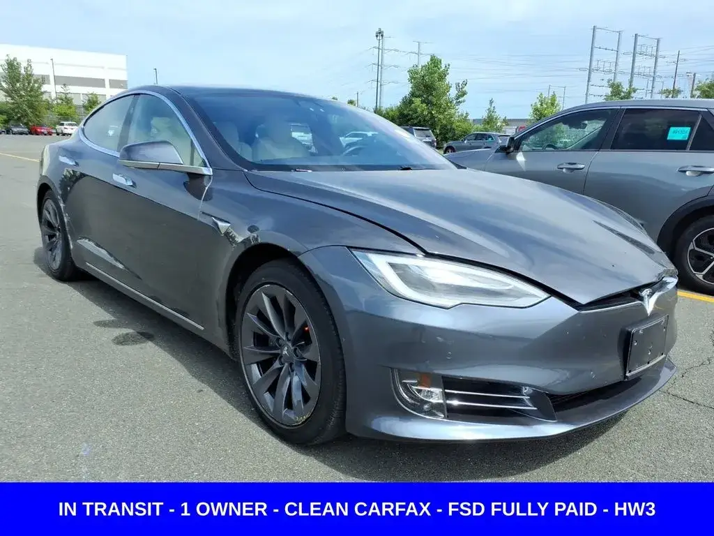 2020 Tesla Model S Long Range Plus photo 1