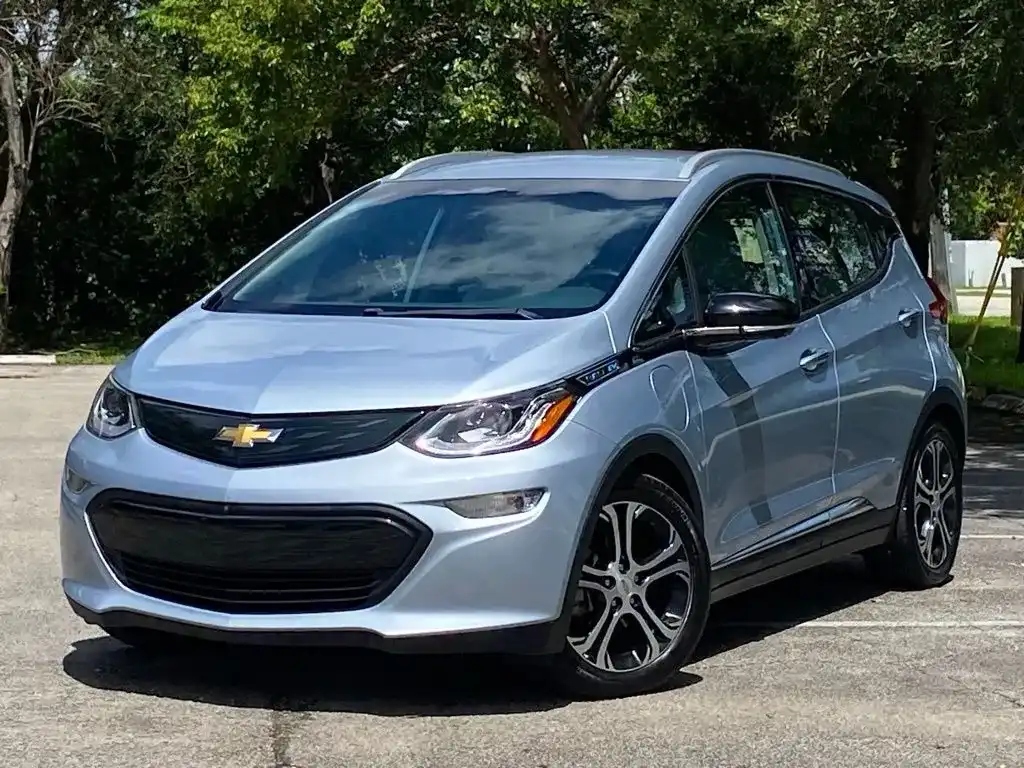 2017 Chevrolet Bolt EV Premier Auto's photo