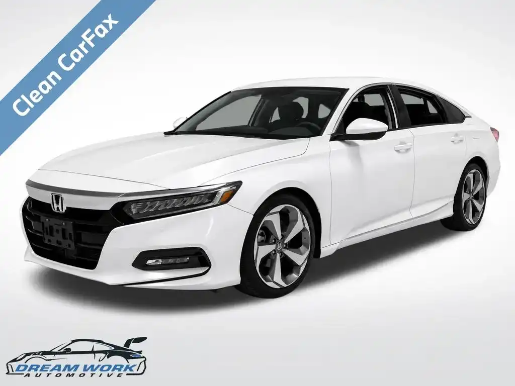 2018 Honda Accord 1.5T Touring Auto's photo