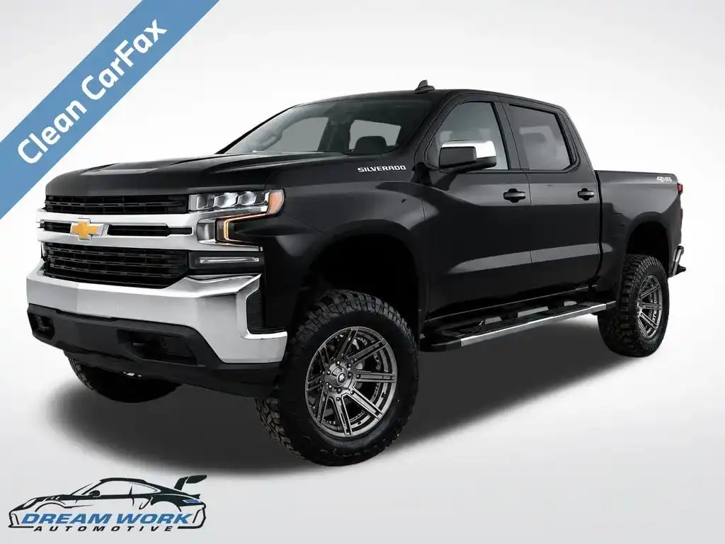 2020 Chevrolet Silverado 1500 LT 4WD Crew Cab Short Box's photo