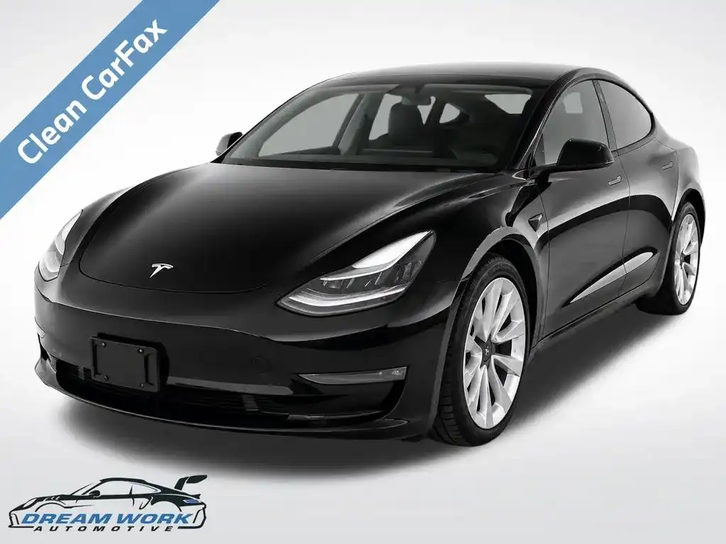 2021 Tesla Model 3 Standard Range Plus's photo
