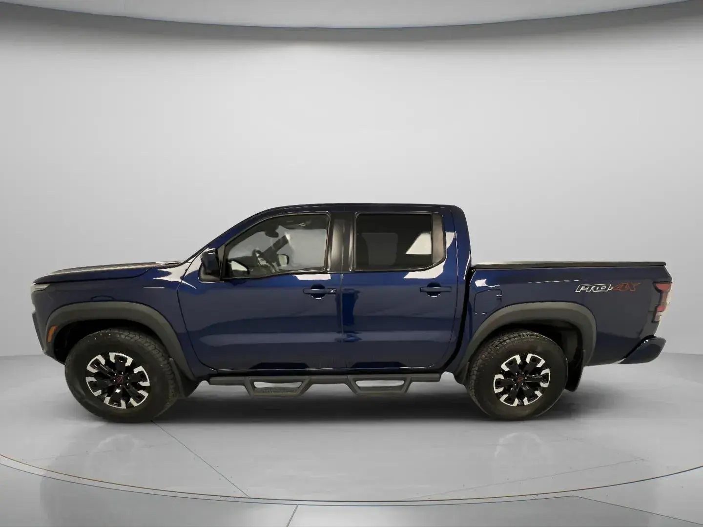 2022 Nissan Frontier PRO-4X Crew Cab 4X4 photo 5