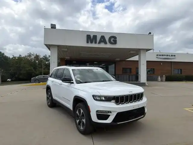 2024 Jeep Grand Cherokee 4xe 4x4's photo