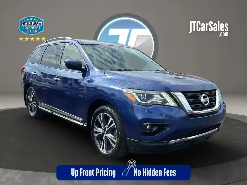 2017 Nissan Pathfinder Platinum 4WD's photo