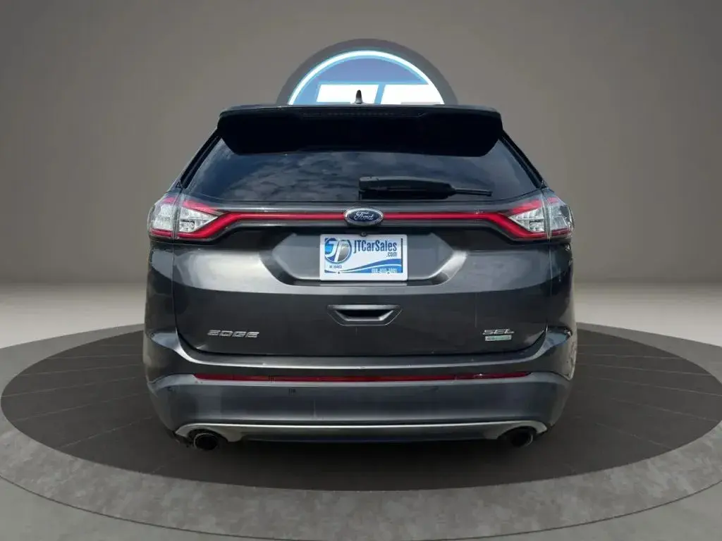 2018 Ford Edge SEL photo 5