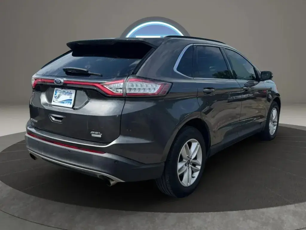 2018 Ford Edge SEL photo 3