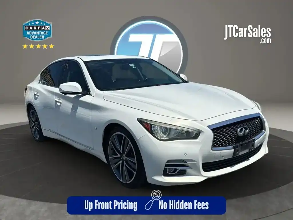 2014 INFINITI Q50 Premium's photo