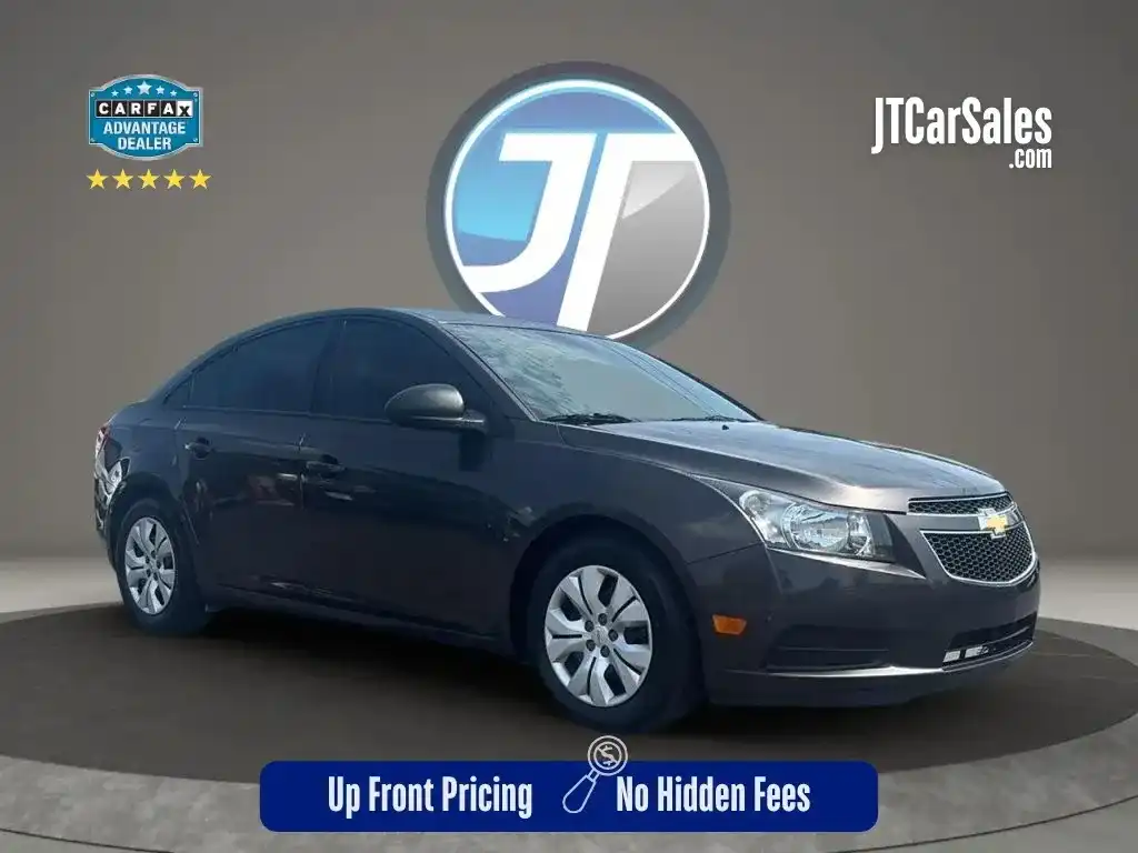 2014 Chevrolet Cruze LS Auto's photo