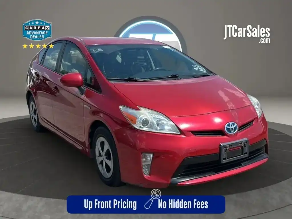 2014 Toyota Prius Two's photo
