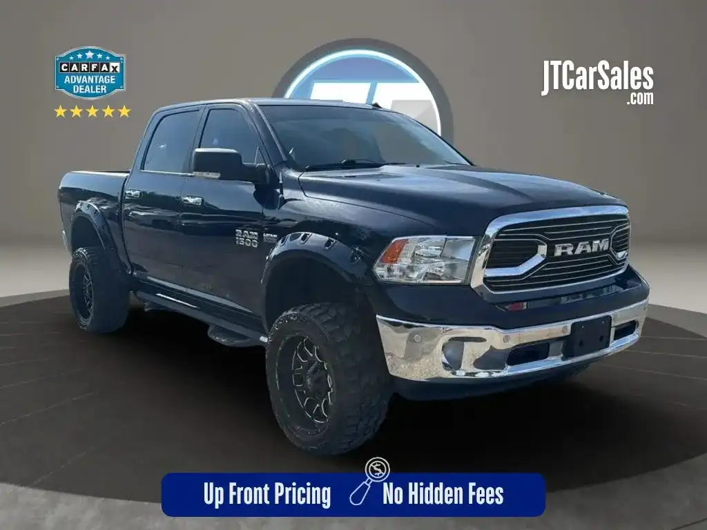 2016 RAM 1500 Big Horn 4x4 Crew Cab 5'7's photo