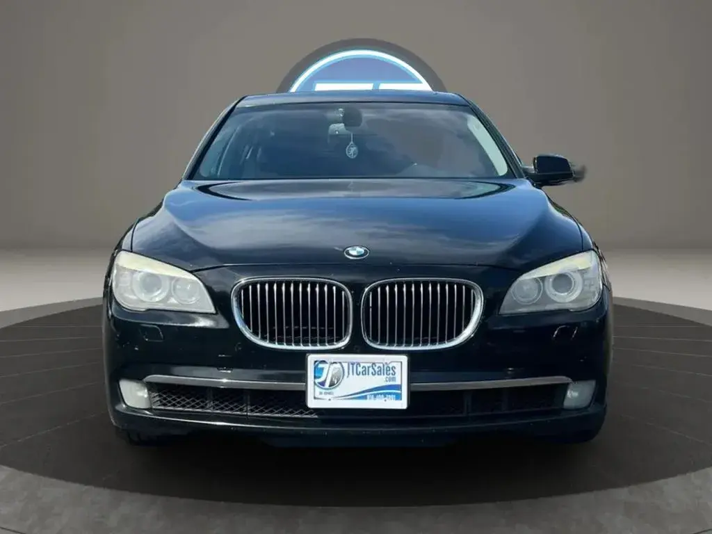 2012 BMW 7 Series 740Li photo 5