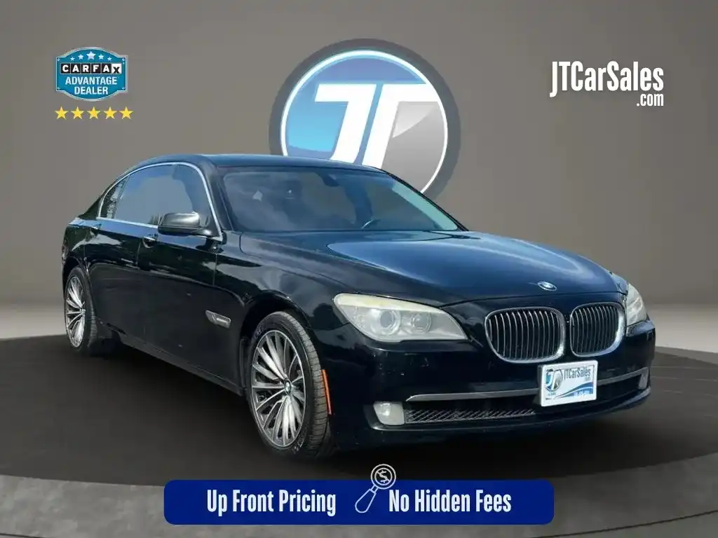 2012 BMW 7 Series 740Li's photo