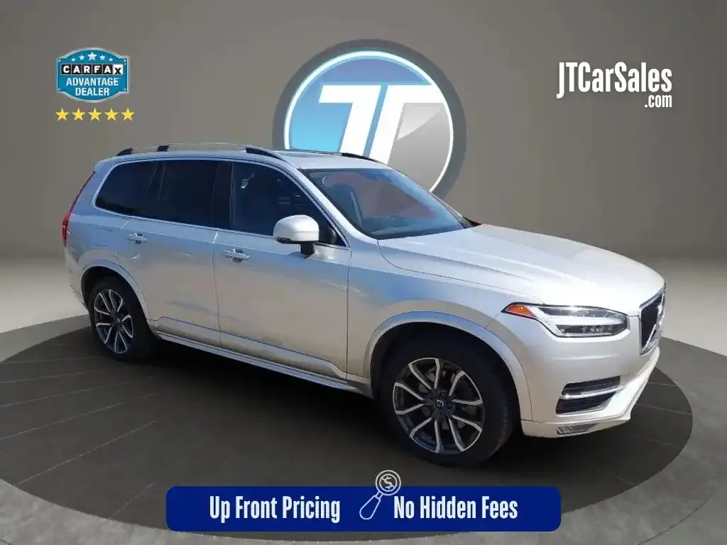 2019 Volvo XC90 T6 Momentum AWD's photo