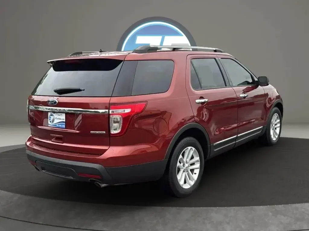 2014 Ford Explorer XLT photo 4
