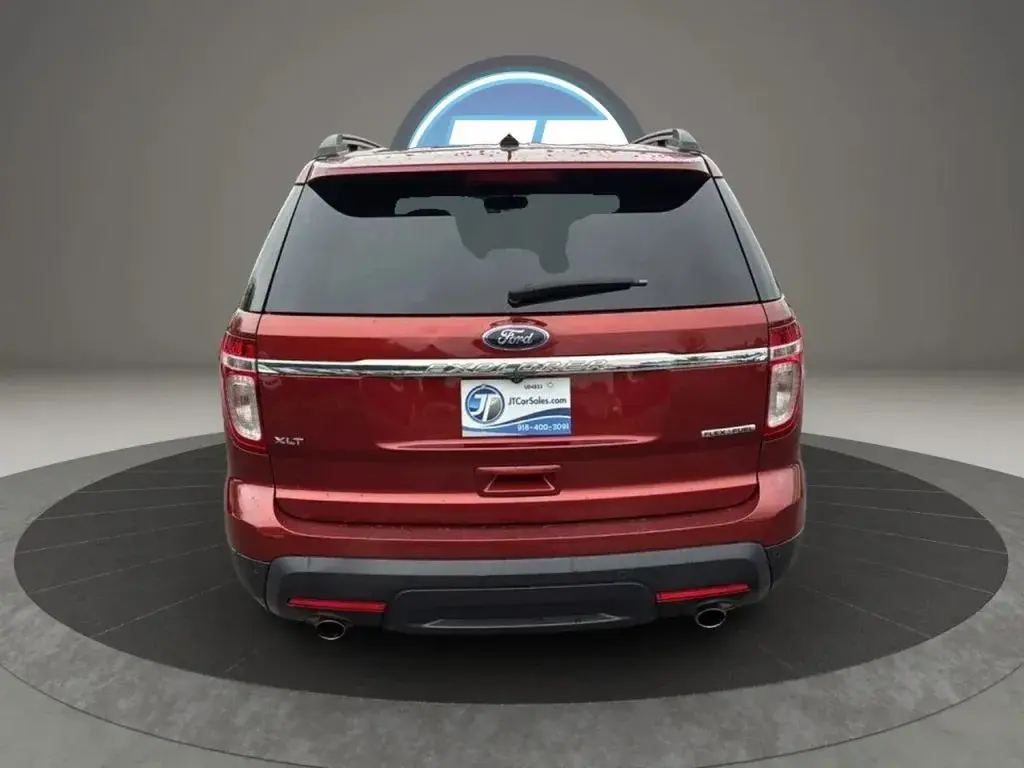 2014 Ford Explorer XLT photo 5