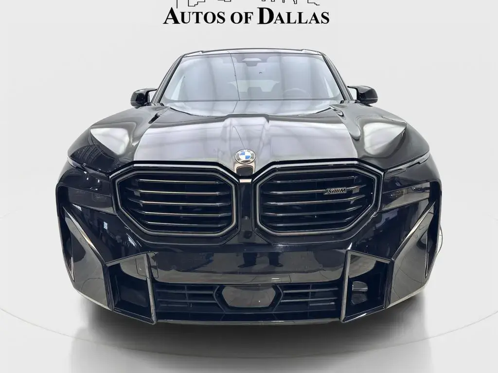2023 BMW XM Base photo 3