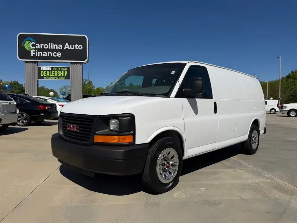 2014 GMC Savana Cargo Van 1500's photo