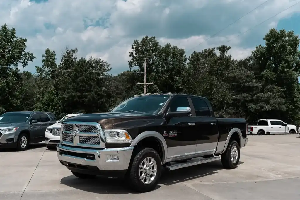 2013 RAM 3500 Laramie 4X4 Crew Cab SWB's photo